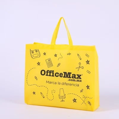 Custom-printed non-woven shopping bags for European retail chain